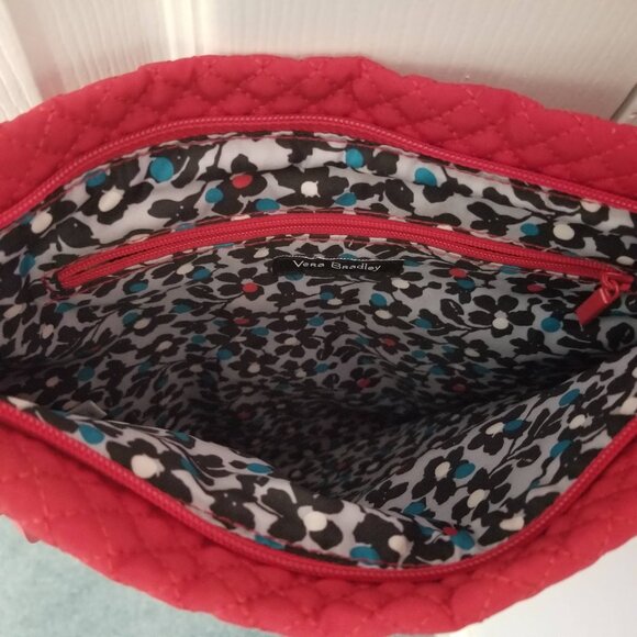 Vera Bradley Solid Red Quilted Cross Body Bag / Trending Color for Holidays! - Picture 4 of 9